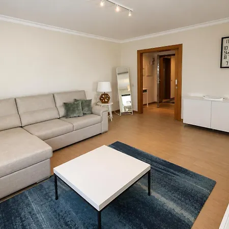 T1 Da Rocha / Rocha Prime B5 Apartment *