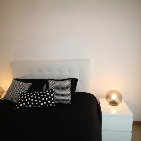 T1 Da Rocha / Rocha Prime B5 Apartment *