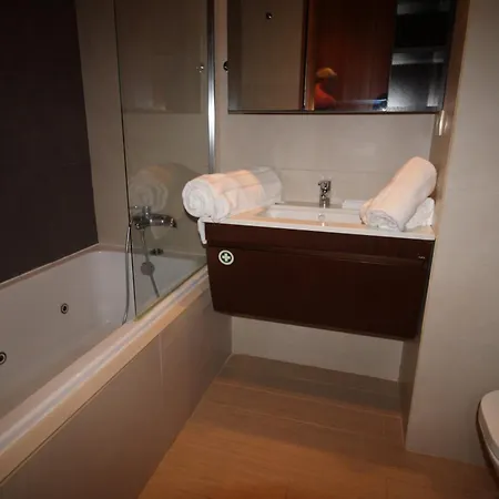 Apartament T1 Da Rocha / Rocha Prime B5